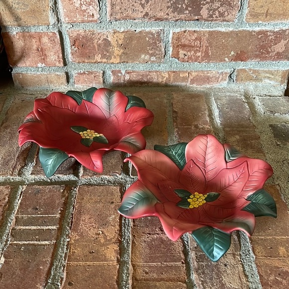 PartyLite Poinsettia Ceramic Pair - Picture 1 of 5